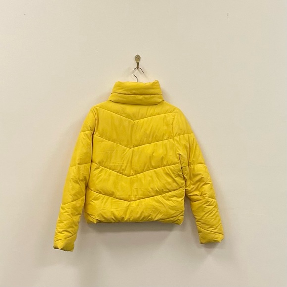 Yellow Puffer Jacket, Abercrombie & Fitch. Size S - Picture 12 of 13